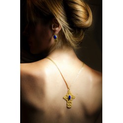 Pendente in oro 18Kt "CROCE"